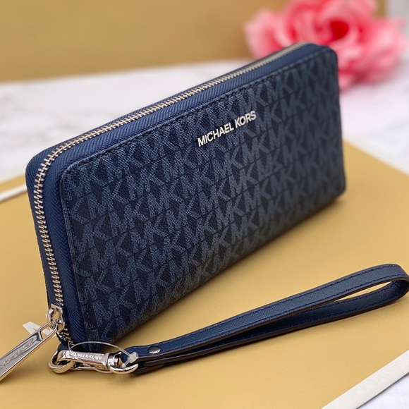 michael kors admiral wallet